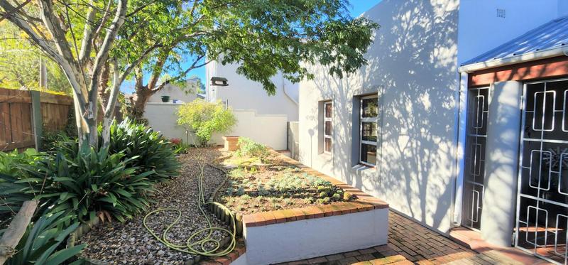 3 Bedroom Property for Sale in Die Wingerd Western Cape